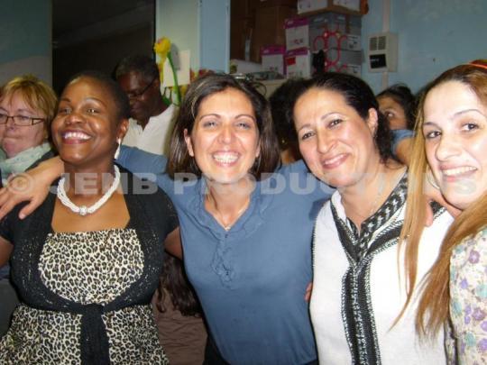 Fête des voisins, Noisy-le-Sec, 27 mai 2011, Quartier Langevin|© E. Nicolau / JENB PRODUCTIONS « Fête des Voisins » : Une fête du coeur. Au coeur de la fête