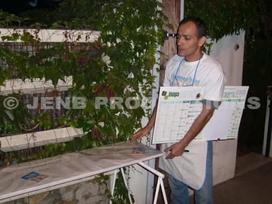 Fête des voisins, Noisy-le-Sec, 27 mai 2011, Ave. des Monteux|© A. Nicolau / JENB PRODUCTIONS « Fête des Voisins » : Une fête du coeur. Au coeur de la fête