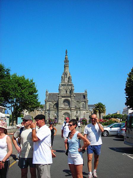*Pierre à l'honneur pendant 2 jours* - Notre Menhir à nous DSCN9225.JPG