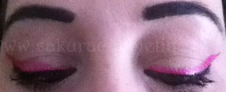 Make Up : liner noir et bouche rose