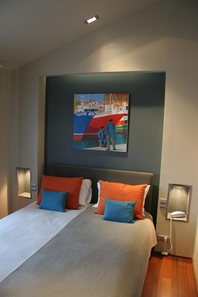 room-2-Hotel-du-fronton-france-aquitaine-hoosta-magazine-paris room-2-Hotel-du-fronton-france-aquitaine-hoosta-magazine-paris