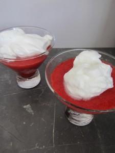 soupe de fraises façon île flottante soupe de fraises façon île flottante
