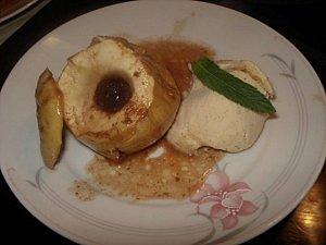 On mange quoi demain? Les pommes au four aux carambars Les-pommes-au-four-aux-carambars-2.jpg