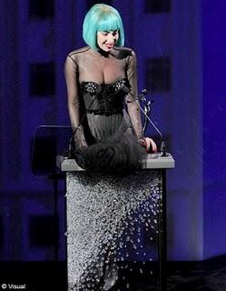 Lady Gaga sacrée icône de mode