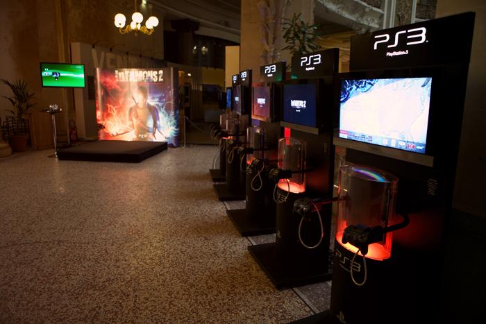 Soirée inFAMOUS 2 http://ortillonbean.blog.weareplaystation.fr/images/fanday/infamous/borne%20infamous.jpg
