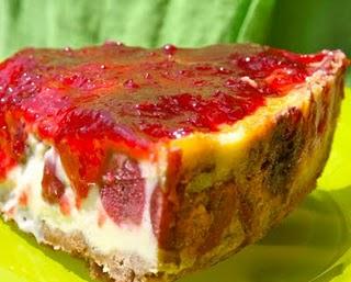 LE CHEESECAKE AUX CERISES 100% MASCARPONE LE CHEESECAKE AUX CERISES 100% MASCARPONE