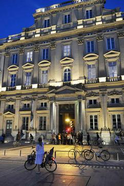 Juin au musée Vue de nuit de la façace du musée des Beaux-Arts