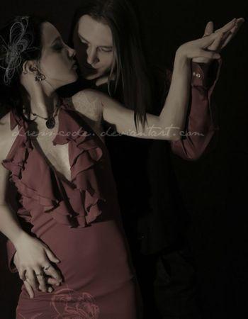 Post du week-end n° 23 ! Dance_with_a_Vampire_ZOOM_by_dress__code