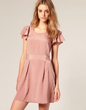 Agrandir Vero Moda - Robe à manches volantées Image 1 - Vero Moda - Robe à manches volantées