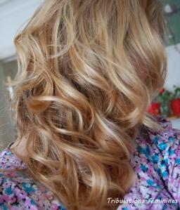 De grosses boucles Obession capillaire