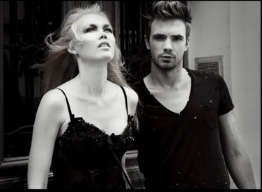 Maxime de Secret Story fait aussi des photos comme Stéphanie... Maxime de Secret Story fait aussi des photos comme Stéphanie...