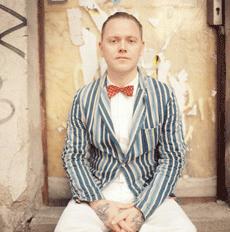 Café de l'été 2011 CWStoneking.gif