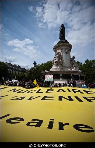 Manifestation Sortir du nucléaire. Paris, 11 juin 2011. manif-sortir-du-nucléaire-paris-002