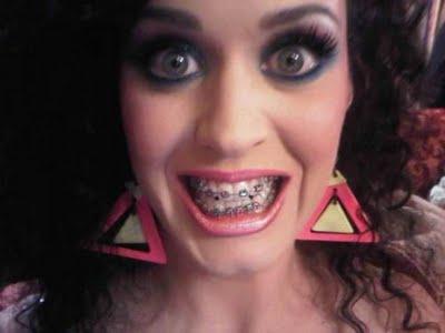 Good as... Katy Perry invite plein de monde dans son clip http://1.bp.blogspot.com/-MErK-8k6h6A/TcsVrcjCu_I/AAAAAAAABYI/Xzby1vLzNCE/s400/Katy%2521%2BLast%2BFriday%2BNight%2521.jpg