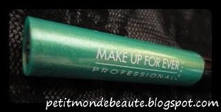 Mes yeux sont vert lagon avec Make Up For Ever Mes yeux sont vert lagon avec Make Up For Ever