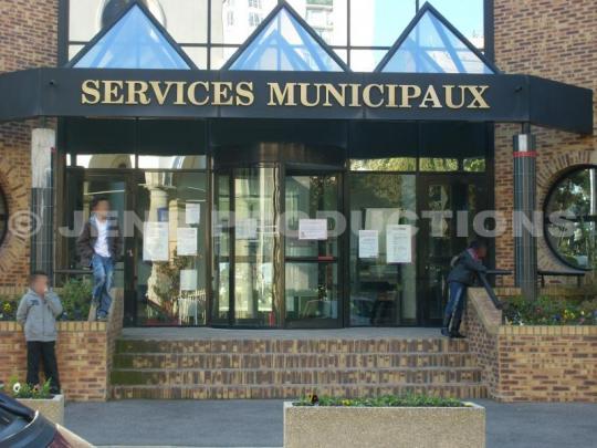 Centre administratif de noisy-le-Sec en 2009|© Archives JENB Productions Finances communales : Guerre des chiffres à Noisy-le-Sec. Et le rapport de la CRC ?