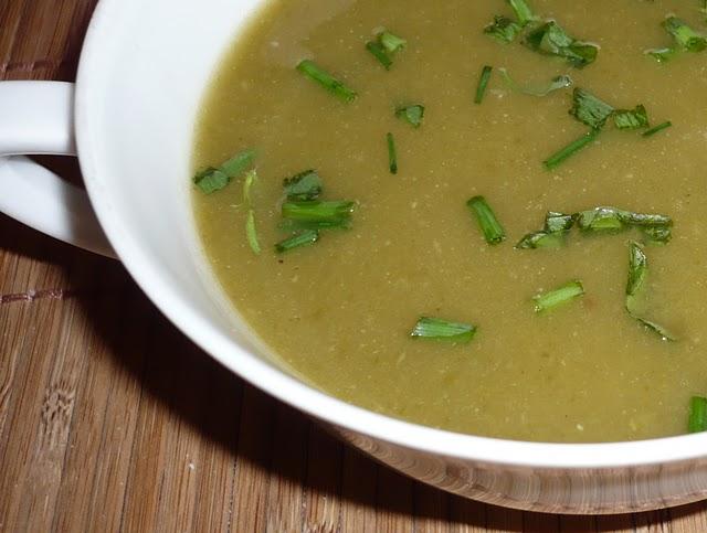 Soupe aux cosses de petits pois Soupe aux cosses de petits pois