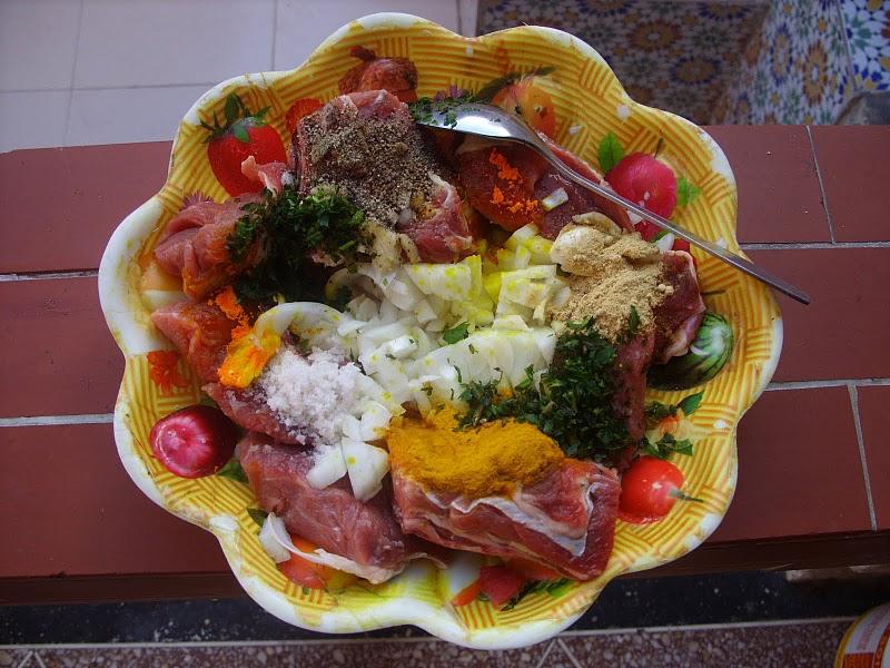 Tajine de veau aux champignons, olives et c.confit