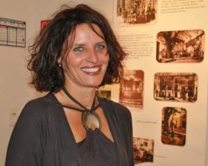 248467_194089463972323_100001138124703_471941_4677720_n Emporium : le Bureau – 6