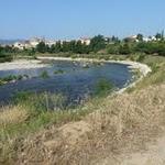 Le boulou : le sentier longe la rivière et permet de rejoindre le centre ville de façon agréable P1070280.JPG