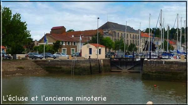 mortagne écluse Un port à un kilomètre du rivage