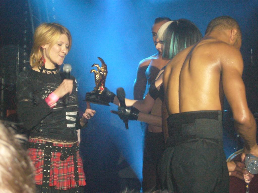 REVIEW : LITTLE MONSTERS AWARDS – SHOWCASE LADY GAGA PARIS