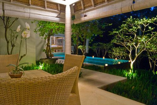 exterieur-terasse-Villa-Sungai-asie-indonesie-hoosta-magazine exterieur-terasse-Villa-Sungai-asie-indonesie-hoosta-magazine