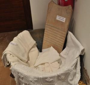 253919_195185310529405_100001138124703_478405_2872089_n Objets inanimés (fin) – 9