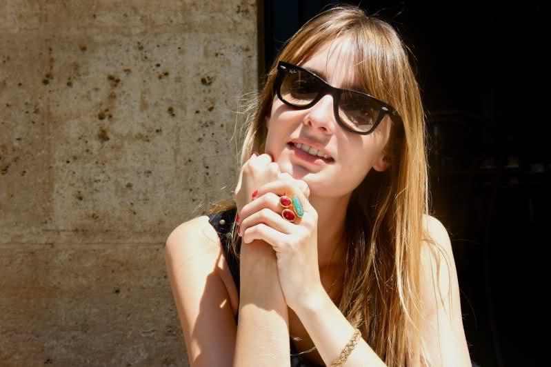 Lunch with my sister... Image and video hosting by TinyPic