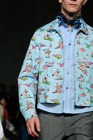 Weird prints Prada (2) Weird prints Prada 2 10 tendances à retenir des défilés de Milan Eté 2012
