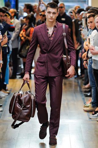 Veste croisée Trussardi 1911 Veste croisée Trussardi 1911 10 tendances à retenir des défilés de Milan Eté 2012