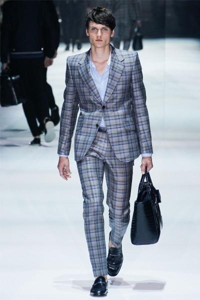 Carreaux Gucci (2) Carreaux Gucci 2 400x600 10 tendances à retenir des défilés de Milan Eté 2012