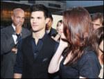 Kristen Stewart, Taylor Lautner & Chris Weitz at A Better Life premiere !