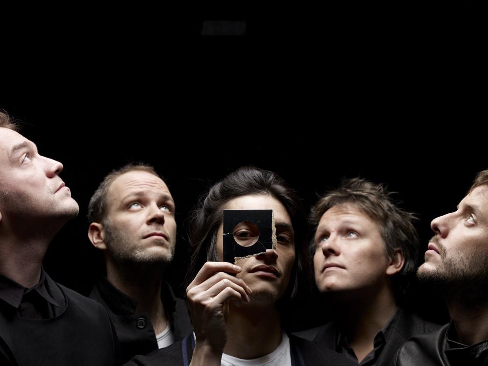 Applause 3 (c) Antoine Le Grand Interview Applause