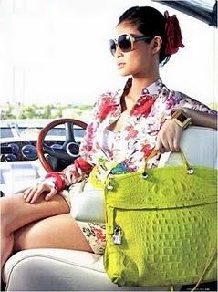 Faites venir le soleil en shoppant un sac Furla jaune citron ! Faites venir le soleil en shoppant un sac Furla jaune citron !