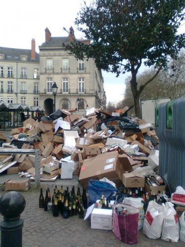 Ordures ménagères, le recyclage en panne ...