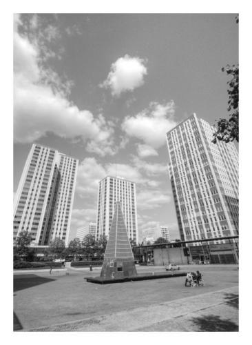 La Place des Fêtes : quelle place ? Quelles fêtes ? (2/2)