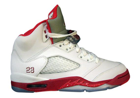 air-jordan-v-5-gs-strawberry-splash-2 air jordan v 5 gs strawberry splash 2 Air Jordan V GS ‘Strawberry Splash Pack’ Août 2011