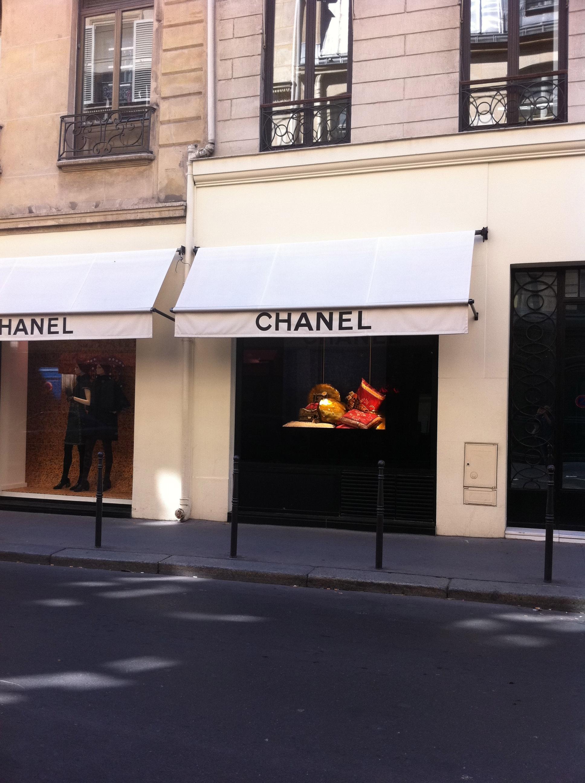 Here is Paris, the summer / Voici Paris l'été !