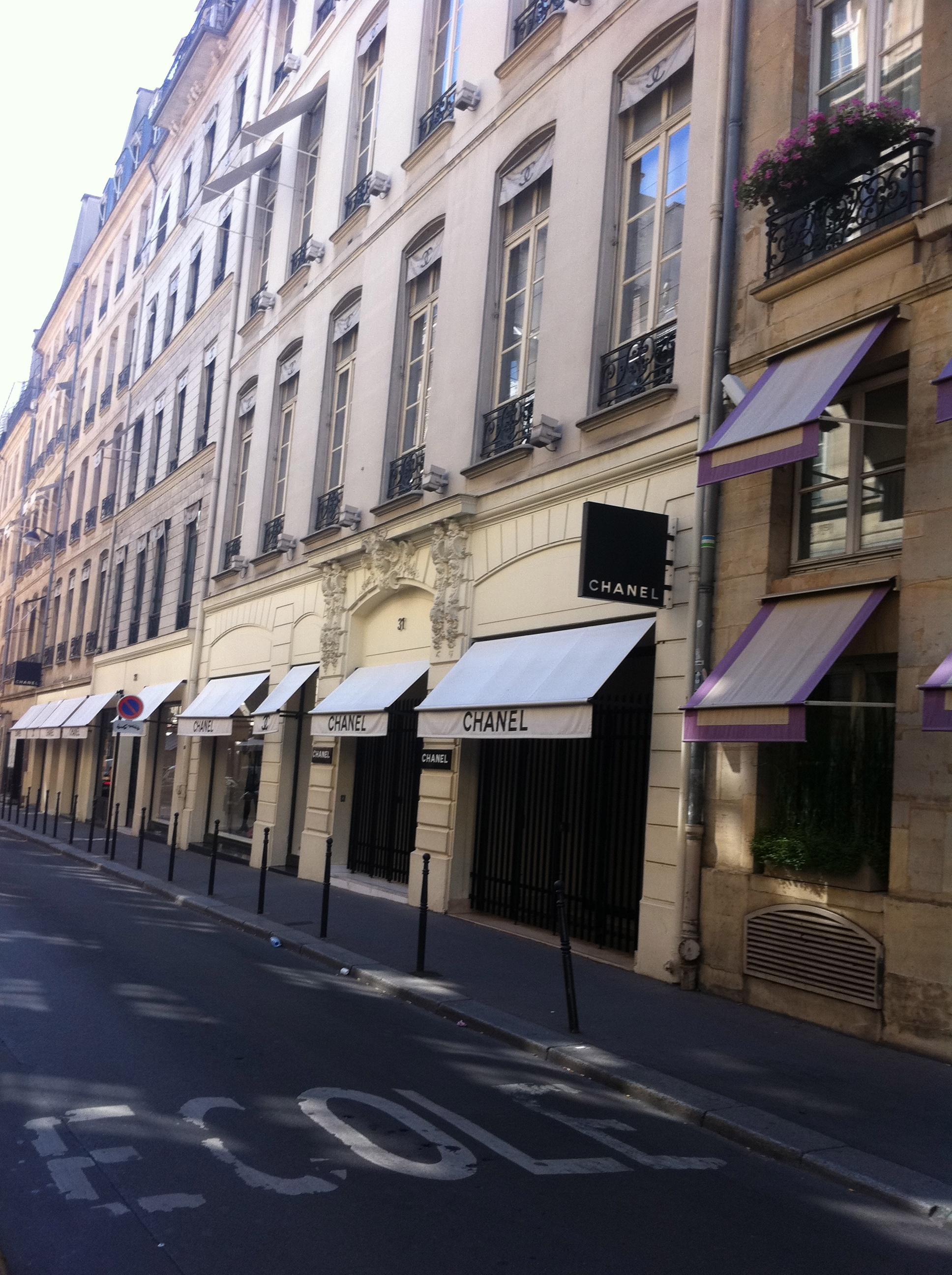 Here is Paris, the summer / Voici Paris l'été !