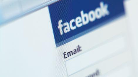 Internet : il séduit sa belle fille avec un faux compte Facebook