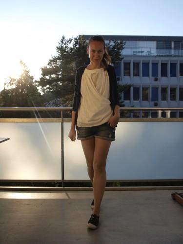 L'Eté Est Là ! short zara, haut Inde Deepika Govind, bensimon, uniqlo