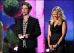 New / Old pics of Robert Pattinson from MTV Movie Awards !