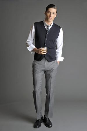 Men-Look06-Grey-Background Men Look06 Grey Background La superbe collection Mad Men pour Banana Republic