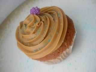 cupcakes vanille et beurre de cacahuete cupcakes vanille et beurre de cacahuete