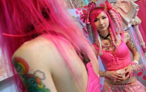 Japan expo : des costumes délirants