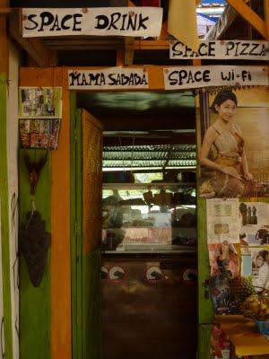 122. Tubing or not tubing ? Vang Vien, ou djeunes-city 122. Tubing or not tubing ? Vang Vien, ou djeunes-city