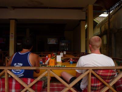 122. Tubing or not tubing ? Vang Vien, ou djeunes-city 122. Tubing or not tubing ? Vang Vien, ou djeunes-city