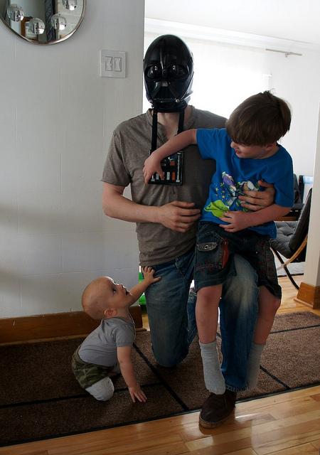 Bon dimanche.... Are you my father ???