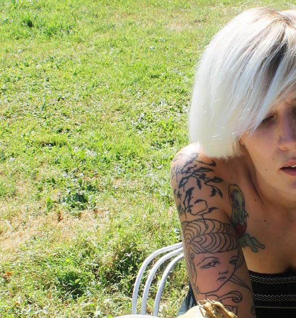 LA COUPE A JEANNE D'ARC OU MES DEBOIRES CAPILLAIRES LA COUPE A JEANNE D'ARC OU MES DEBOIRES CAPILLAIRES